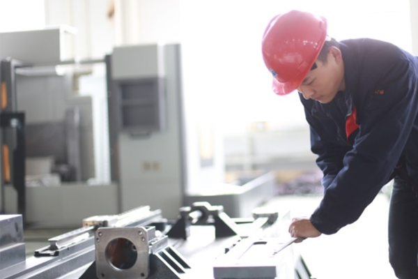 上游原材料價格持續(xù)飆升 下游機床企業(yè)共同承壓